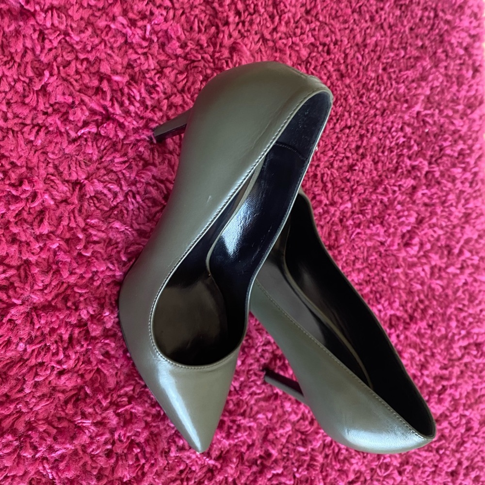 Navyboot Moss Green High Heels View 4